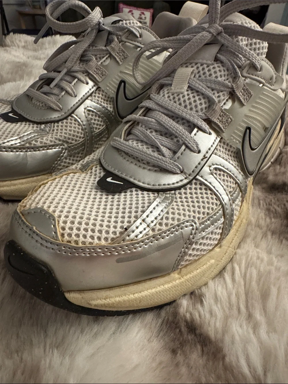 Nike Light Gray and Cream Mesh Running Sneakers with Black Swoosh